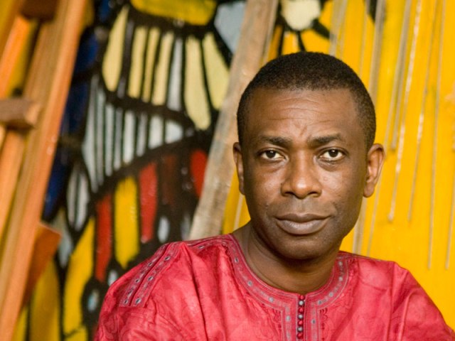 Youssou Ndour w'imyaka 54 wari na Minisitiri w'umuco n'ubukerarugendo muri Senegal (Ukwakira 2012 kugera muri Nzeri 2013)