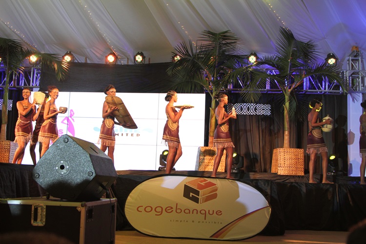 Cogebanque niyo muterankunga mukuru w'igikorwa