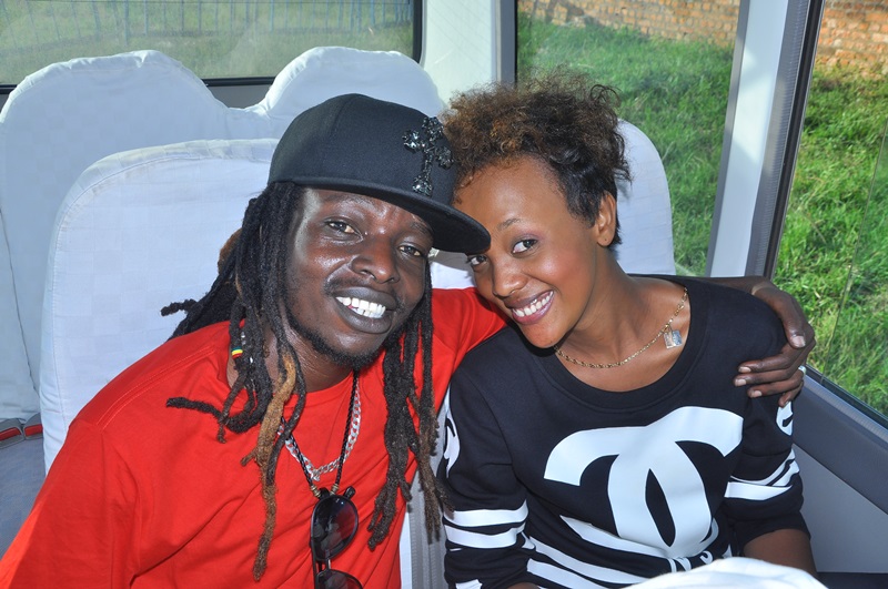 Rafiki na Knowless baratashye nyuma y'igitaramo