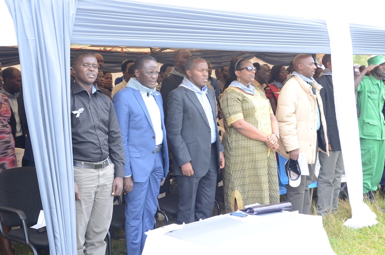 Abayobozi bari bitabiriye umuhango wo gutangiza icyumweru cyo kwibuka ku nshuro ya 21 Jenoside yakorewe Abatutsi mu Karere ka Kamonyi
