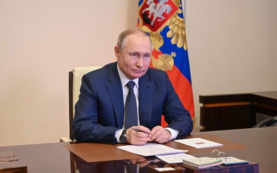 Putin yatangaje ko ingabo ze ziri gusatira intsinzi muri Ukraine