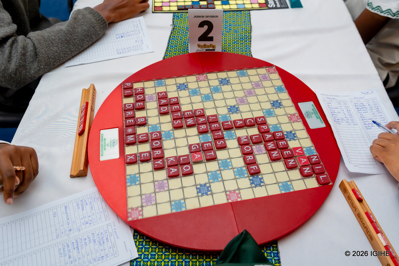 Umukino wa Scrabble ukinwa hahuzwa amagambo y'icyongereza