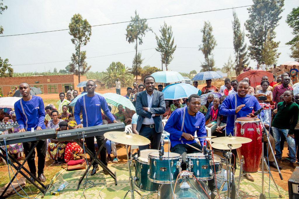 Abacuranzi ba Korali Elayono ubwo bari mu giterane iheruka gukorera mu Karere ka Rwamagana