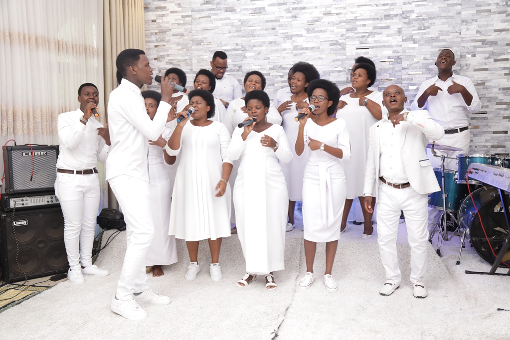 Korali Shalom yahisemo kongera imbaraga mu gukoresha imbuga nkoranyambaga mu gusakaza ubutumwa bwiza mu batuye mu mfuruka z’Isi yose