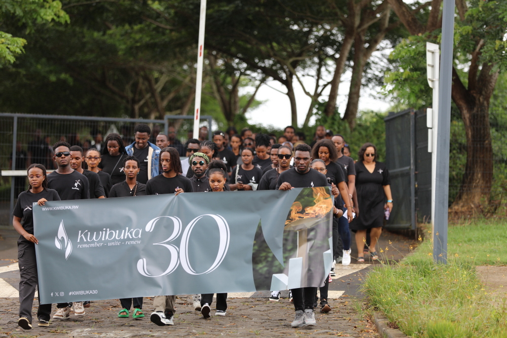 Igikorwa cyo kwibuka cyabereye mu Birwa bya Maurice cyabimburiwe n'urugendo rwo kwibuka