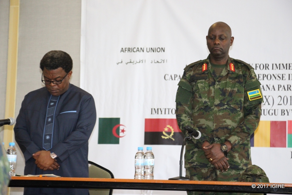 Mbere y'uko iyi myitozo itangizwa ku mugaragaro habanje gufatwa umunota wo kwibuka abazize Jenoside yakorewe Abatutsi