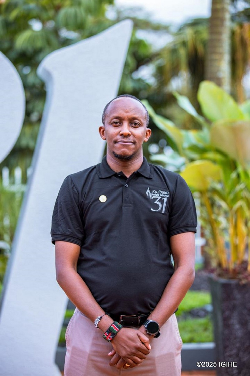Umuyobozi Wungirije wa Mayfair Company Insurance Ltd, Kamau Benson, yatunguwe n'uburyo u Rwanda rwiyubatse nyuma y'ibibazo rwanyuzemo