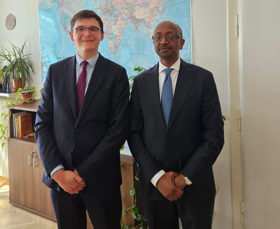 Dr. Masozera yahuye na Vaclav Prasil, Umuyobozi ushinzwe Afurika yo Munsi y’Ubutayu bwa Sahara muri Minisiteri y’Ububanyi n’Amahanga ya Tchèque