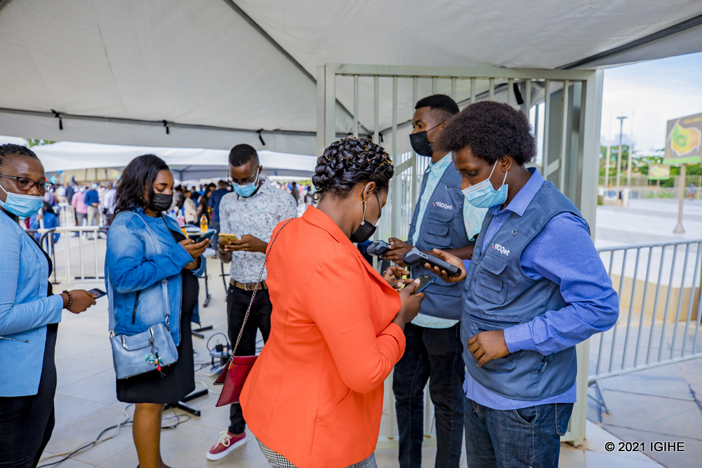 Hagenzurwaga ko buri wese yaguze itike imwemerera kwinjira mu gitaramo