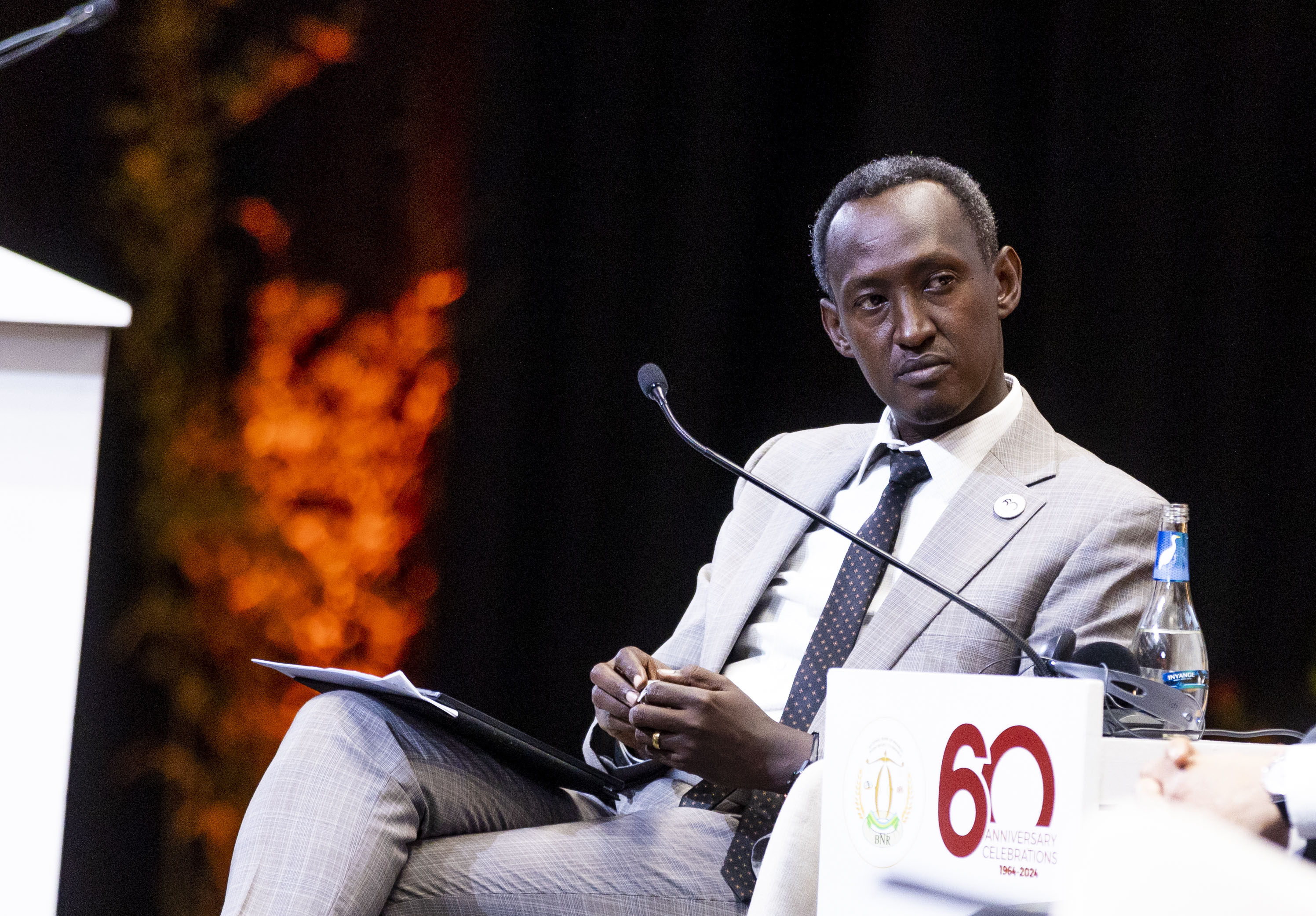 Umuyobozi Mukuru Wungirije w’Ikigo cy’Ibarurishamibare, Ivan Murenzi, yavuze ko u Rwanda rwateye intambwe ishimiishije mu kuzamura umubare w'abakoresha serivisi z'imari