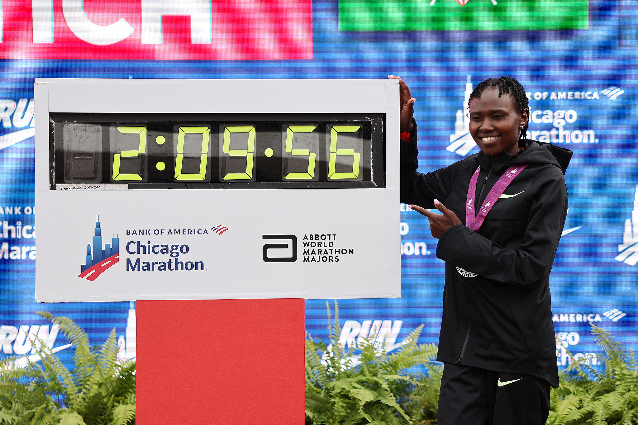 Ruth Chepngetich yabaye umugore wa mbere ukoresheje ibihe biri munsi y’amasaha abiri n’iminota 10 mu gusiganwa ibilometero 42 bya Marathon