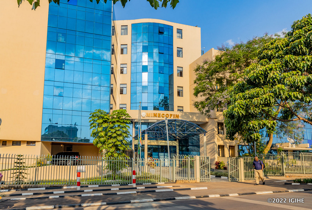 Minisiteri y'Imari n'Igenamigambi, Minecofin ni rumwe mu nzego za Leta zubahirije iyi gahunda yo kunamira Umwamikazi Elizabeth