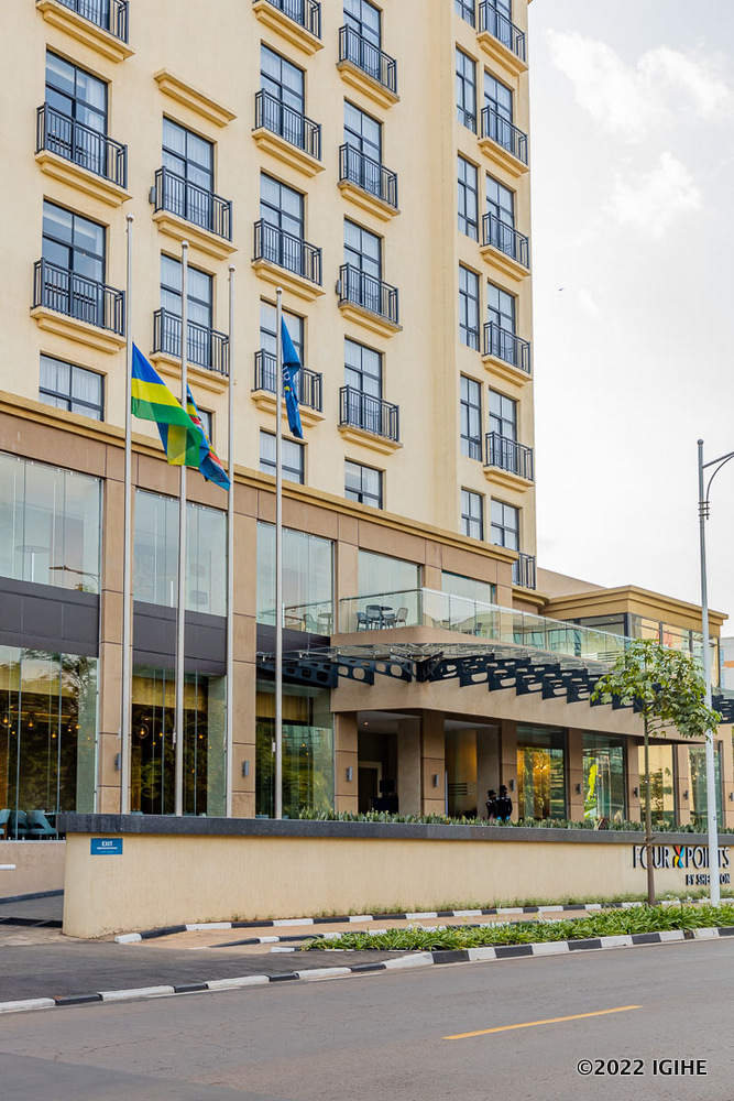 Four Points By Sheraton Kigali iri mu mahoteli yubahirije iyi gahunda yo kururutsa amabendera