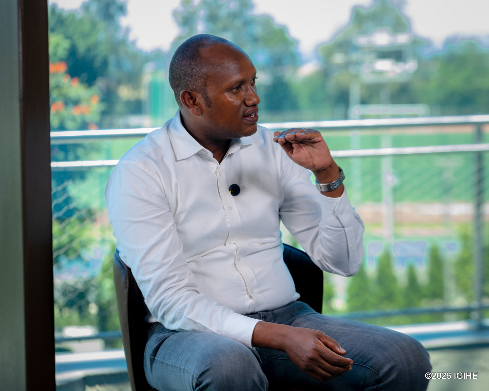 John Ntigengwa yasabye abifuza gukoresha BK Arena na Stade Amahoro kutita ku bivugwa ko zihenze, asaba abakiliya kujya begera QA Venue Solutions