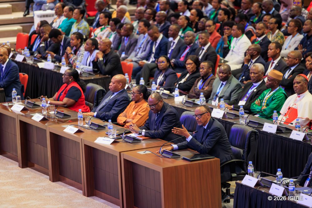 Perezida Paul Kagame yasabye abayobozi gukemura ikibazo cy'igwingira mu bana kandi nyamara uturere dufite umusaruro dukungahayeho