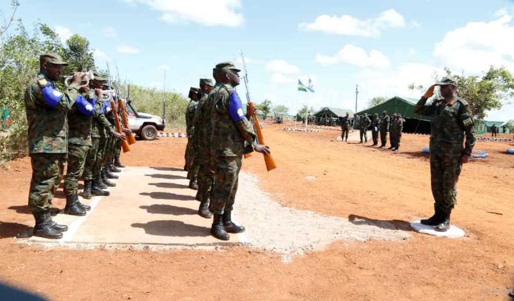 Umugaba w'Ingabo zirwanira ku butaka Lt Gen Jacques Musemakweli ni umwe mu batangije iyi myitozo