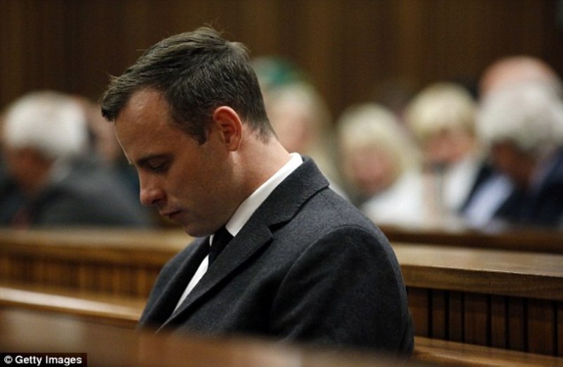Pistorius ubwo yari ategereje gukatirwa