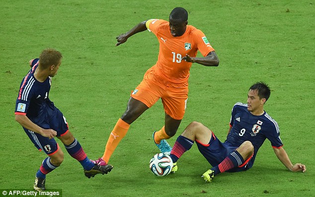 Yaya Toure ahanganye n'abakinnyi b'u Buyapani