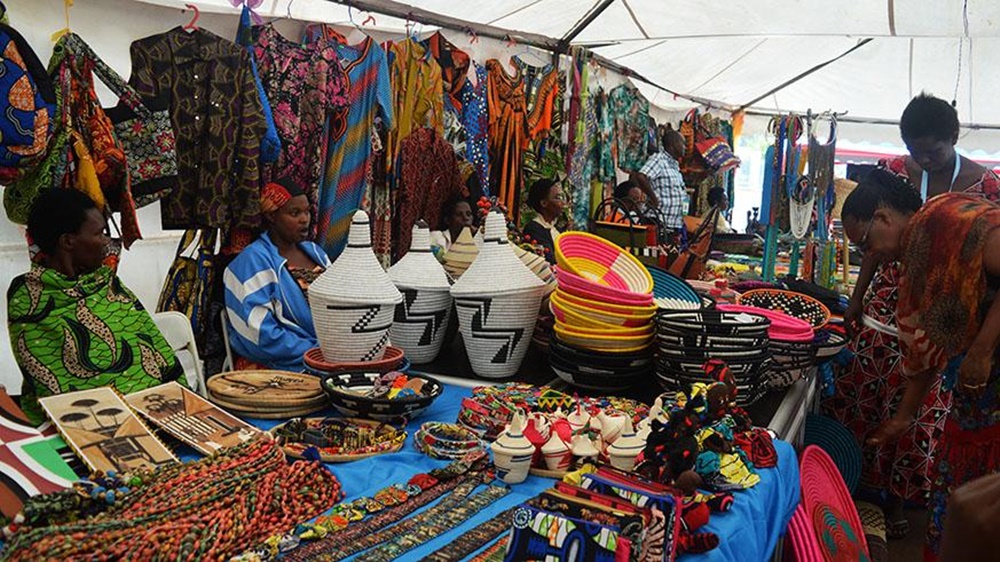 Imurikagurisha ry’ibikorerwa mu Rwanda risanzwe ribera muri Car Free Zone buri kwezi