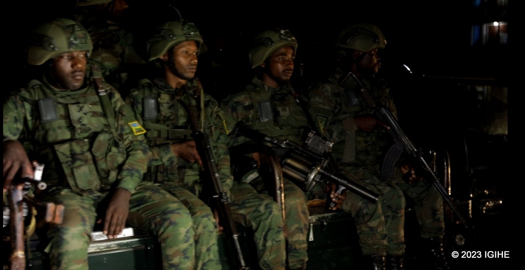 Ingabo z'u Rwanda ziri muri Centrafrique zishimirwa umusanzu ukomeye zatanze mu kugarura umutekano binyuze no mu gukora uburinzi mu masaha y'ijoro