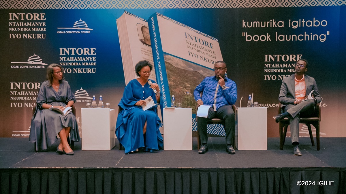 Uwarurema Tharcille yasobanuye impamvu z'igitabo yanditse mu buryo bw'ikiganiro
