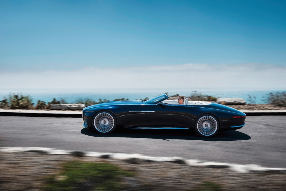 Mercedes-Maybach 6 ifite ubushobozi bwo kuzamura umuvuduko kuva kuri 0 kugera ku birometero birenga 90 ku isaha mu gihe kitarenze amasegonda ane