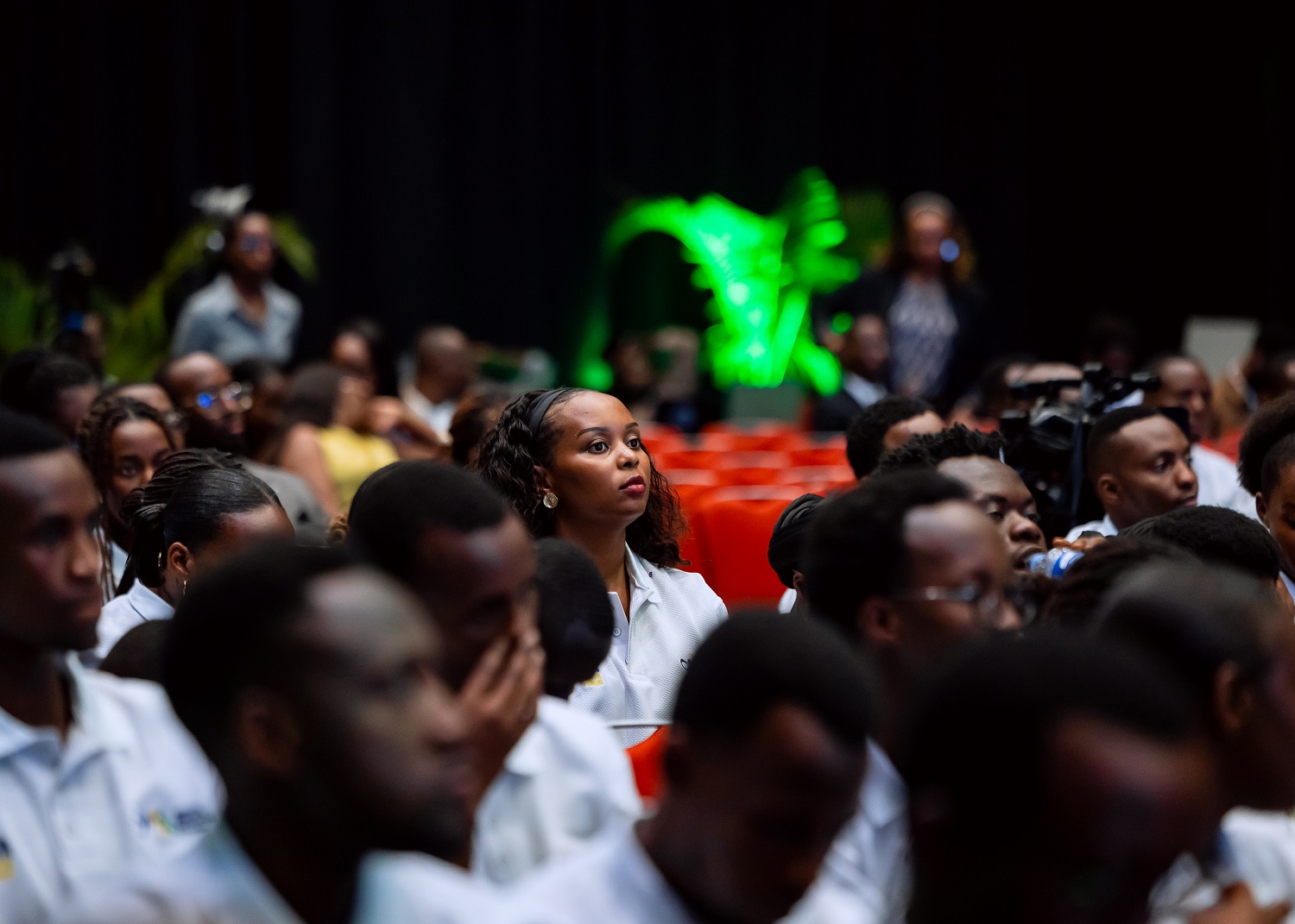 Iri huriro ry'urubyiruko ryateguwe n’Urwego rw’u Rwanda Rugenzura Isoko ry’Imari n’Imigabane, Ikigega RNIT Iterambere, Isoko ry’Imari n’Imigabane ry’u Rwanda, ndetse n’ikigo cyo muri Luxembourg gishinzwe Ubutwererane mu Iterambere