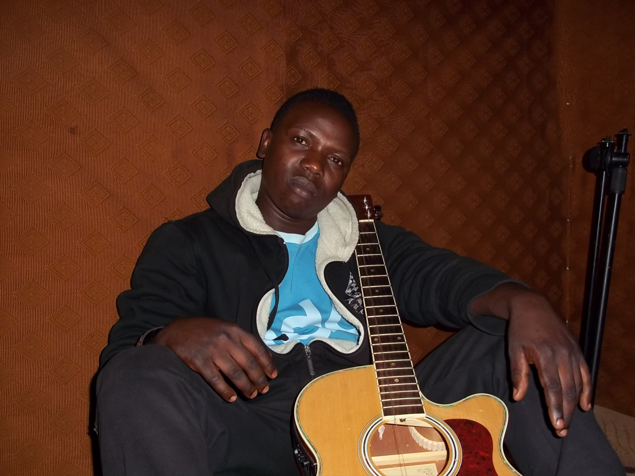 The Bless umuhanzi wamamaye cyane mu Karere ka Musanze arifuza kugeza ubutumwa bwe no muri Kigali