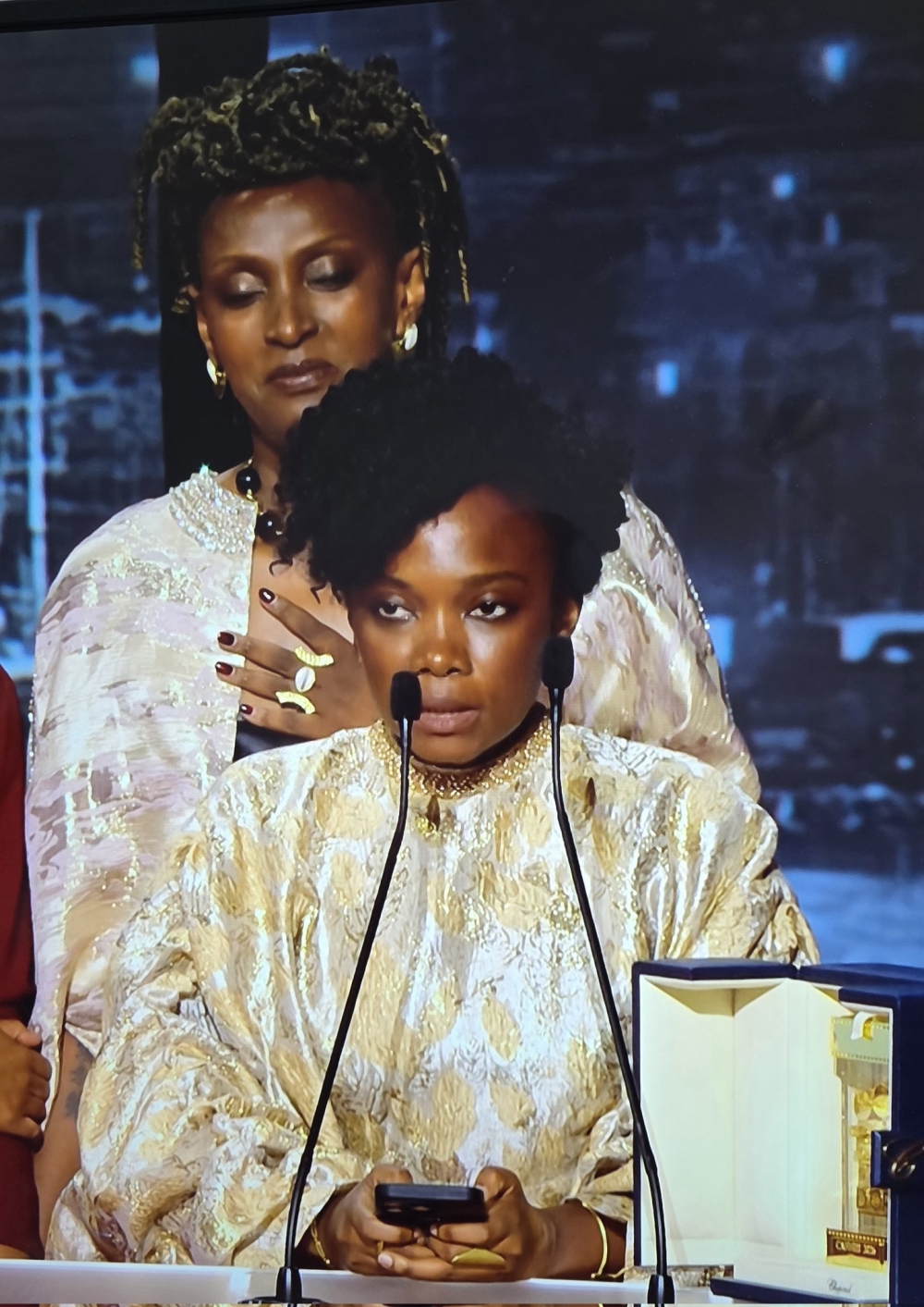 Byari ibyishimo kuri Marie-Clémentine Dusabejambo wakoze filime yanditse amateka muri Festival de Cannes