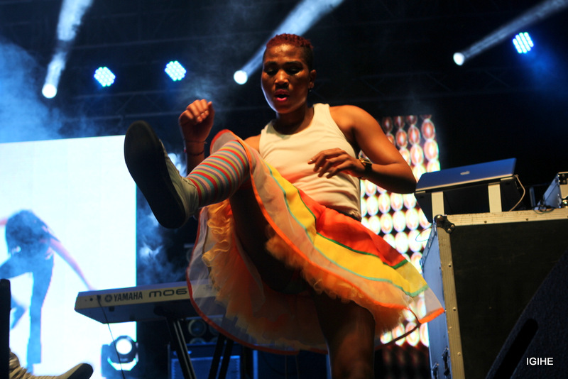 Mafikizolo yari yazanye ababyinnyi bazi gukaraga umubyimba