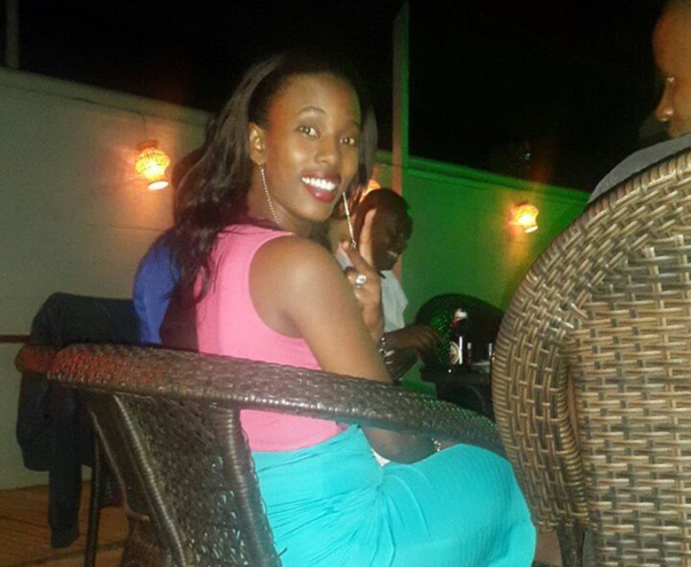 Uyu mukobwa ngo yaba yarazize kuba yikundira ka manyinya