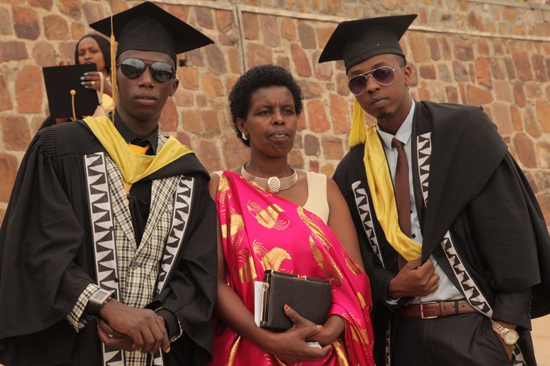 Auddy Kelly hano ari kumwe na nyina