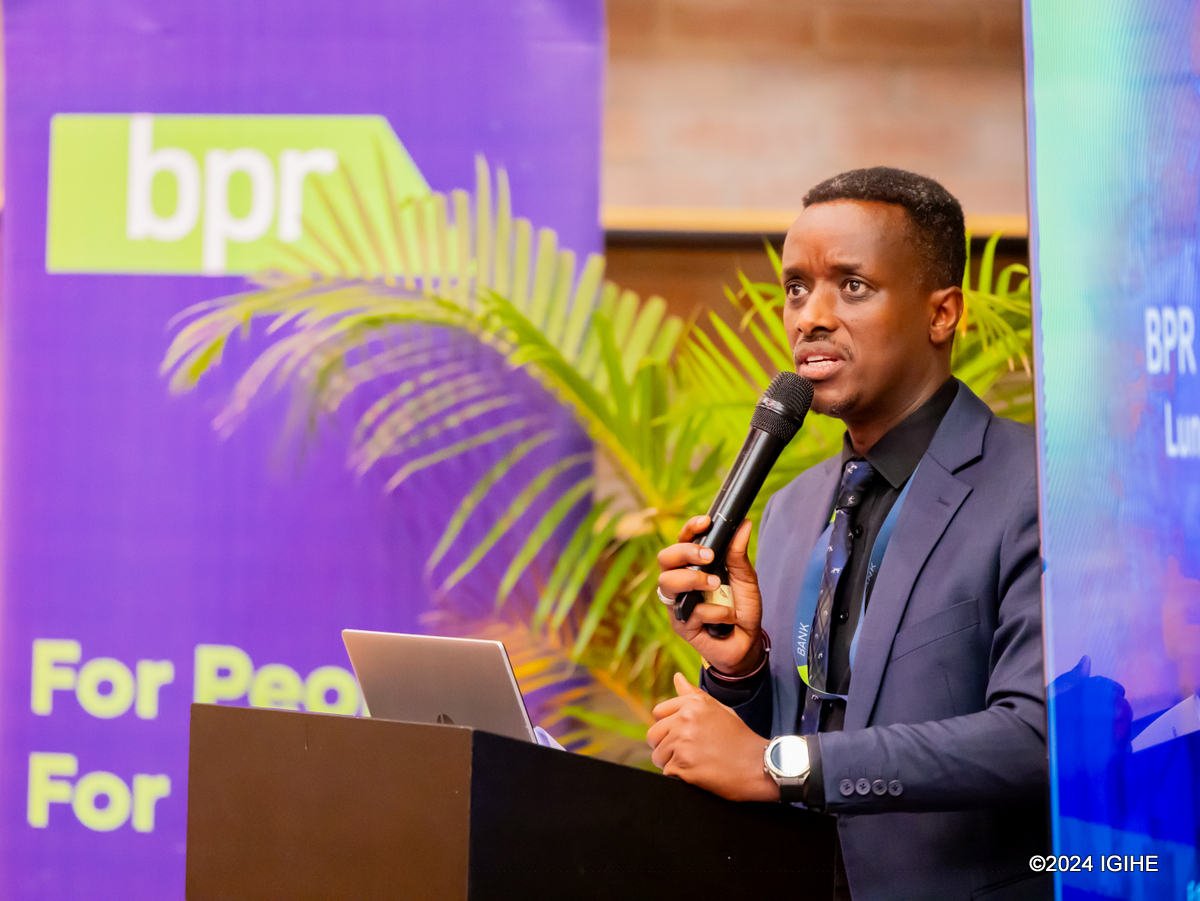 Umuyobozi ushinzwe Ubucuruzi muri BPR Bank Rwanda PLC, Rutagengwa Philbert yeretse abo muri Norrsken Kigali uko bakwiriye kwisunga amabanki akabafasha guteza imbere imishinga yabo