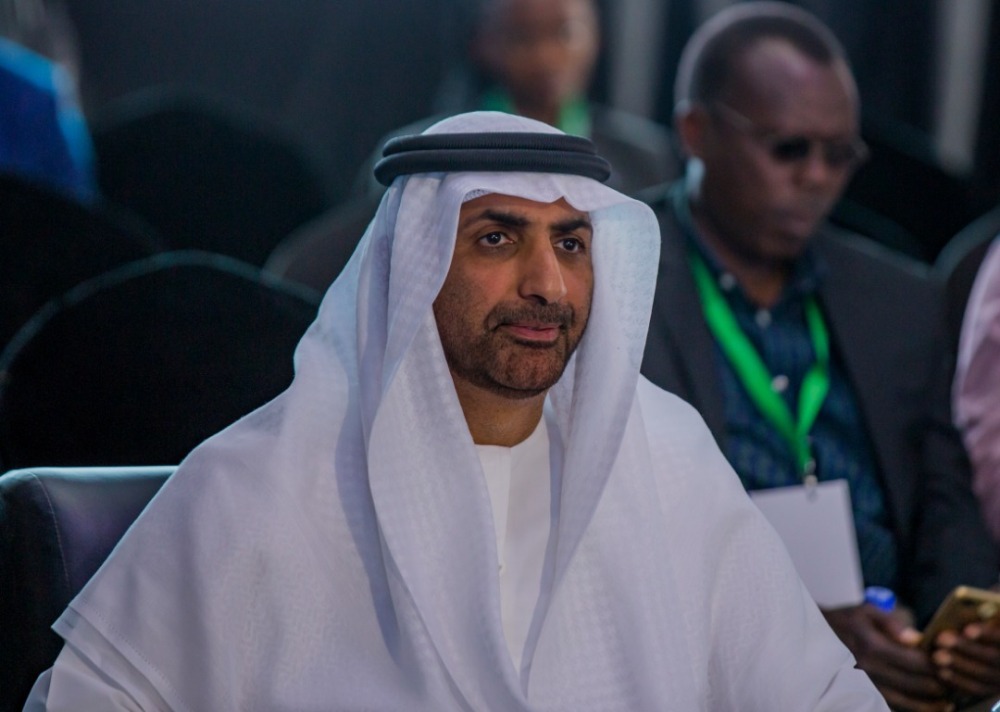 Igikomangoma Sheikh Dr. Abdulaziz Ali Bin Rashid Al Nuami uzwi nk'inshuti y'ibidukikije azita izina muri 23 azitwa ingagi