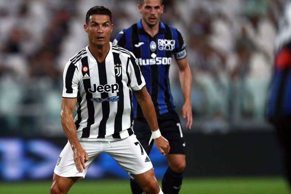 Cristiano Ronaldo asigaranye amezi 10 ku masezerano afitanye na Juventus de Turin