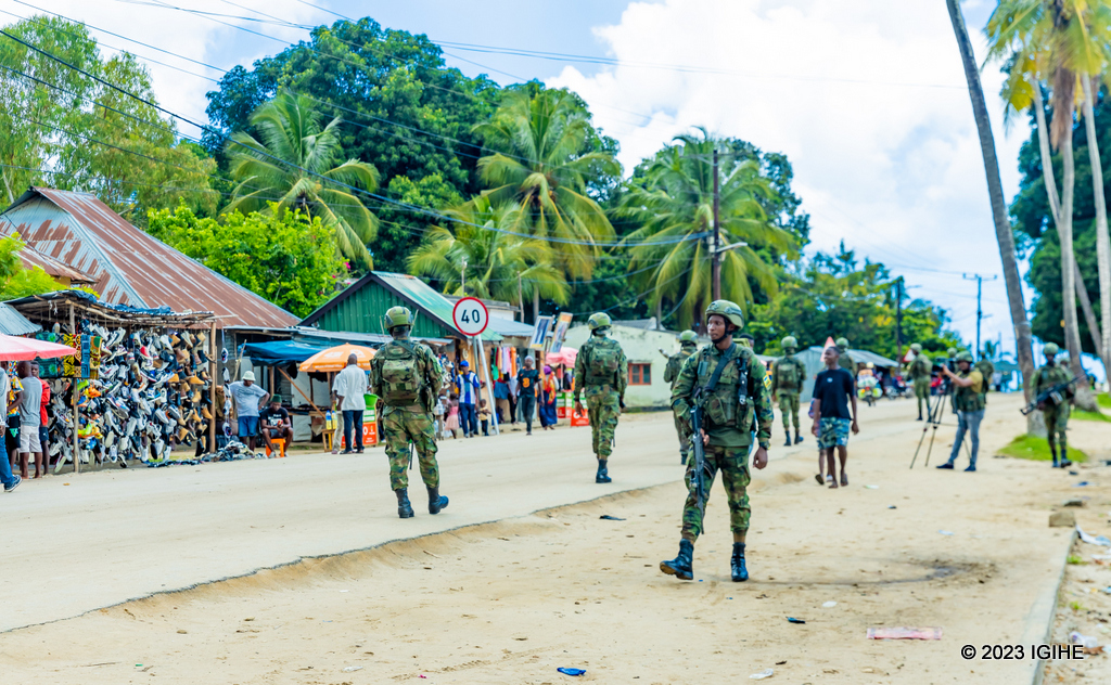 Bamwe mu banyamahanga bakorera mu Mujyi wa Palma, basobanura ko Ingabo z'u Rwanda nizihava, nabo bazahita bagenda