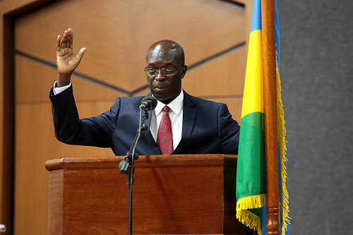 Minisitiri w’Intebe mushya w’u Rwanda, Anastase Murekezi arahira
