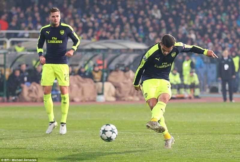 Granit Xhaka niwe watsindiye Arsenal igitego cya mbere