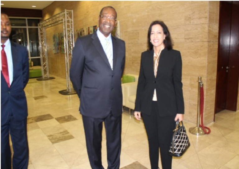 Ambasaderi wa Morocco, Saadia EL Alaoui (Iburyo) nawe yitabiriye ibirori by'umunsi wo kwibohora