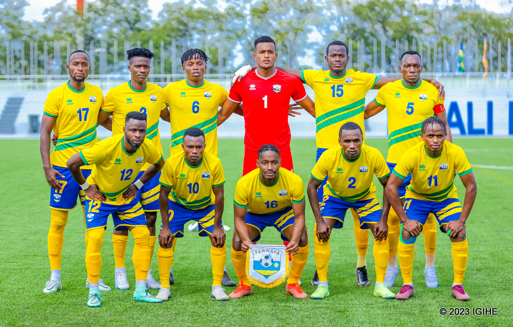 Muhire Kevin yari mu bakinnyi 11 Amavubi yabanje mu kibuga