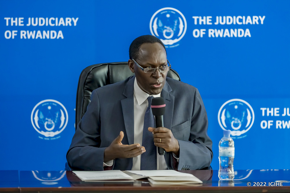 Perezida w’Urukiko rw’Ikirenga, Dr Faustin Ntezilyayo, yasabye inzego bireba gutanga umusanzu wazo ngo aya masezerano azatange umusaruro