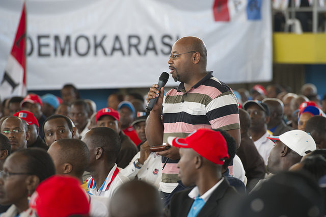 Abanyamuryango bahawe umwanya wo kubaza ibibazo no gutanga ibitekerezo
