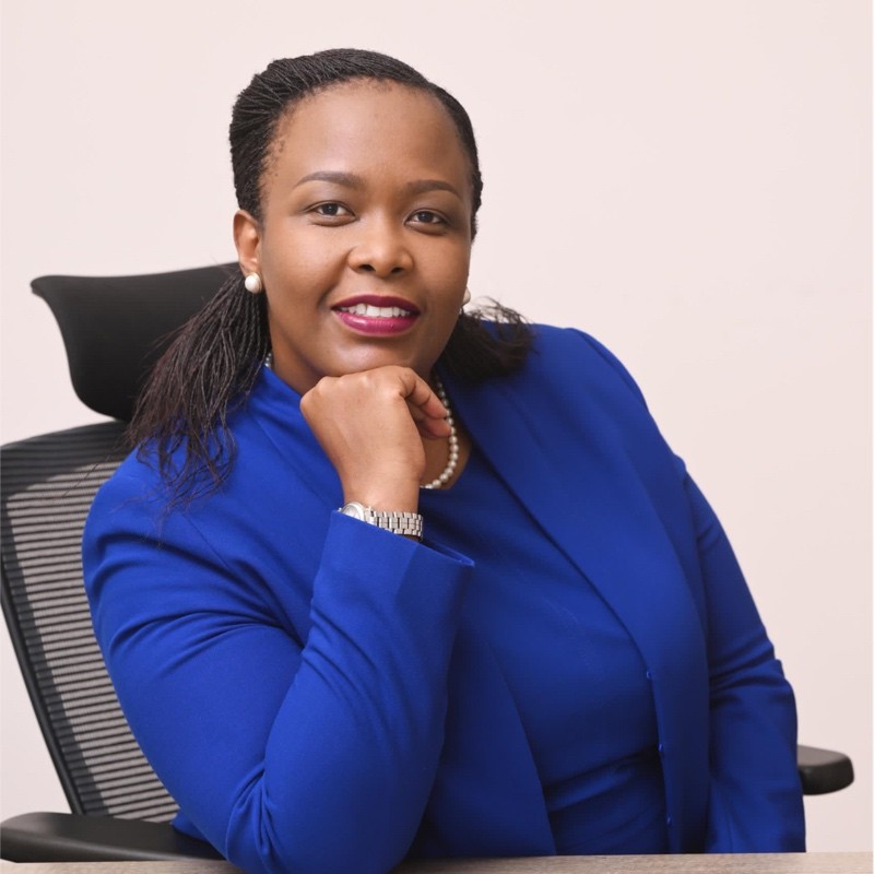 Clare Akamanzi yavuze ko kubona nyirarume atanga ubutabera ku Banyarwanda babaga muri Uganda, byatumye ahitamo kwiga amategeko