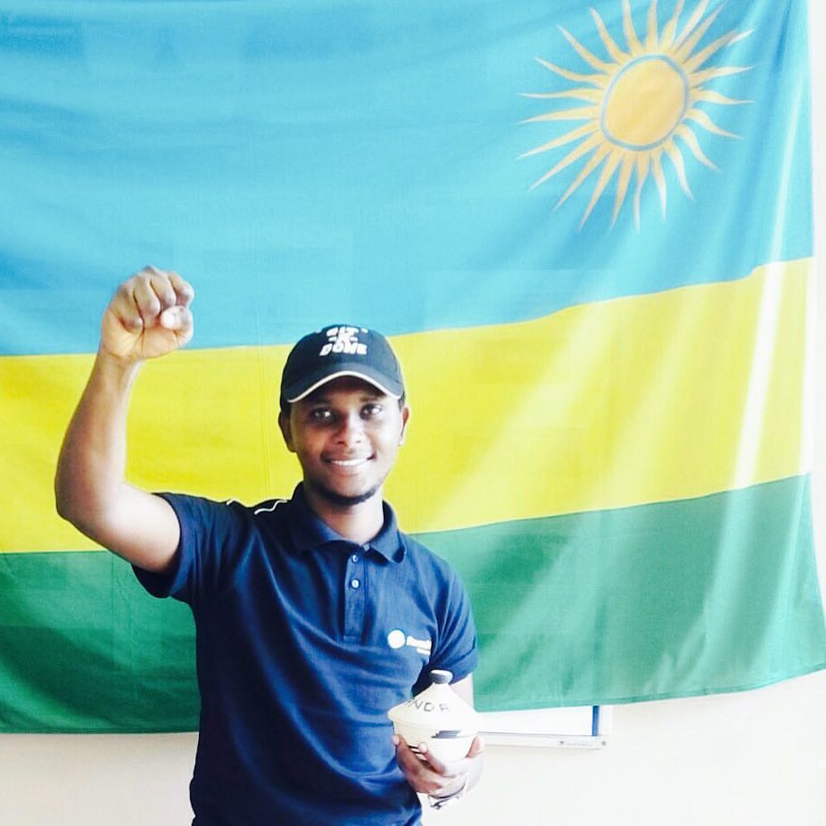 Umuyobozi uhagarariye iki gikorwa, Ifashabayo Sylvain Dejoie wiga muri Ghana
