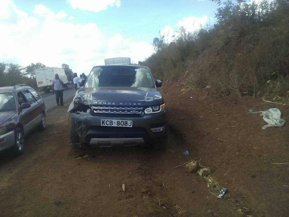 Iyi modoka yishe abantu babiri umumotari n'umunyeshuri yari ahetse