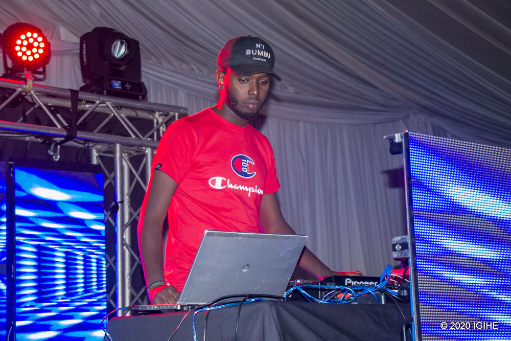 Dj Klean yacuranze muri iki gitaramo