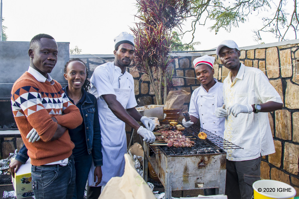 Kugeza mu gitondo mucoma yari agifite akazi