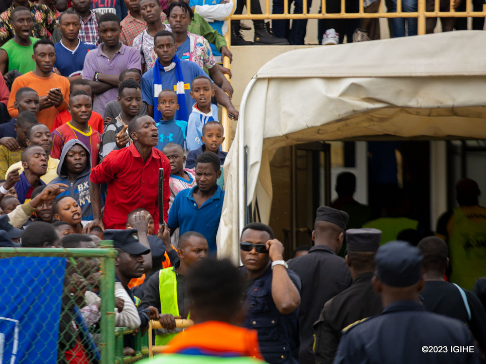 Aba bafana bari biganjemo abakiri insoresore