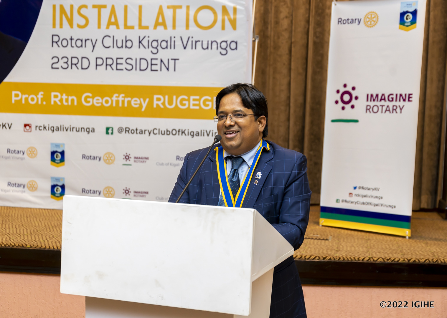 Suman Alla ni we wari usanzwe ari Perezida wa Rotary Club Kigali Virunga