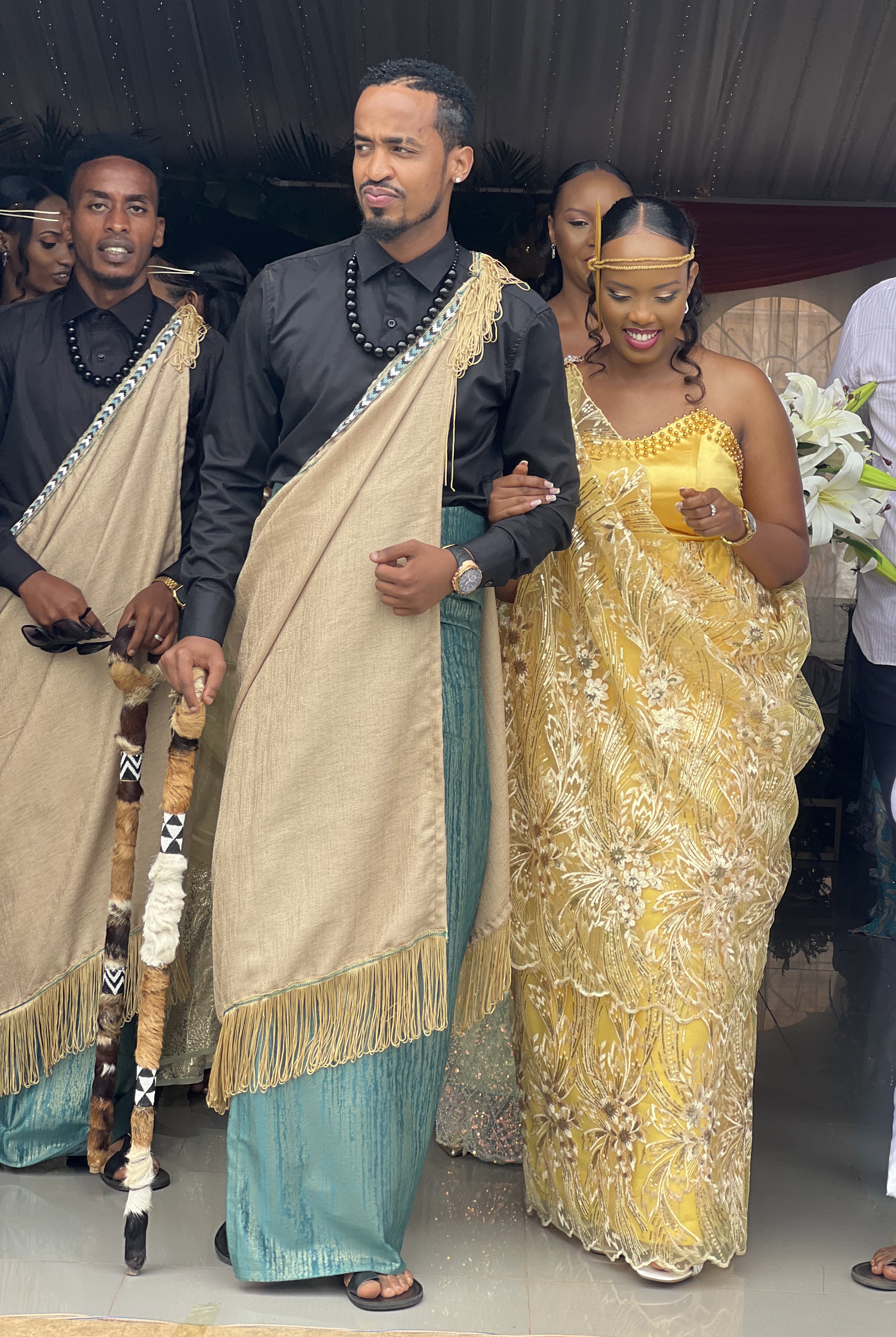 Yannick Mukunzi yasabye, anakwa umugore we kuri iki Cyumweru